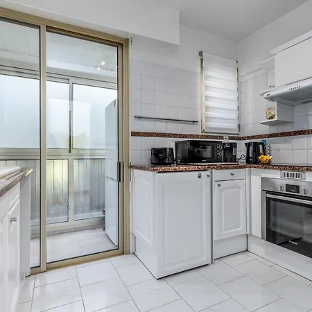 Mc Riviera Apartman Beausoleil